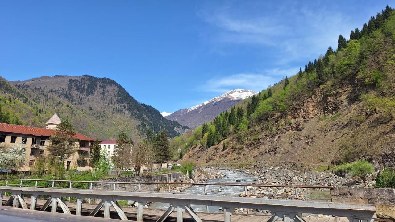 Guesthaus Svaneti Lentekhi Exterior foto