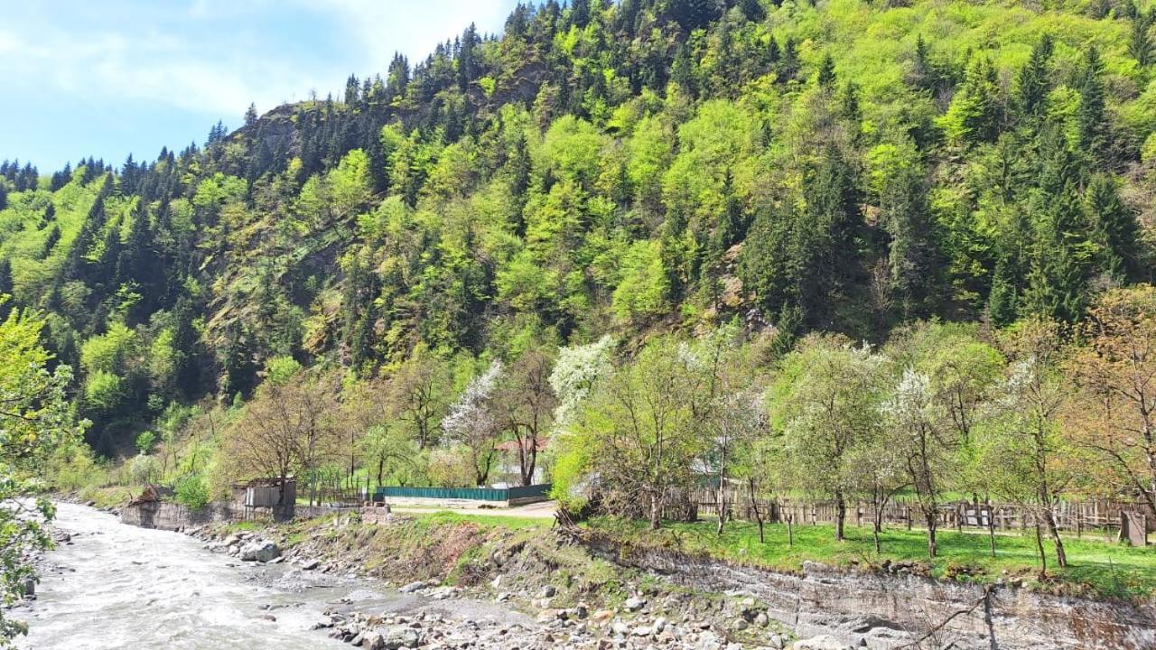 Guesthaus Svaneti Lentekhi Exterior foto