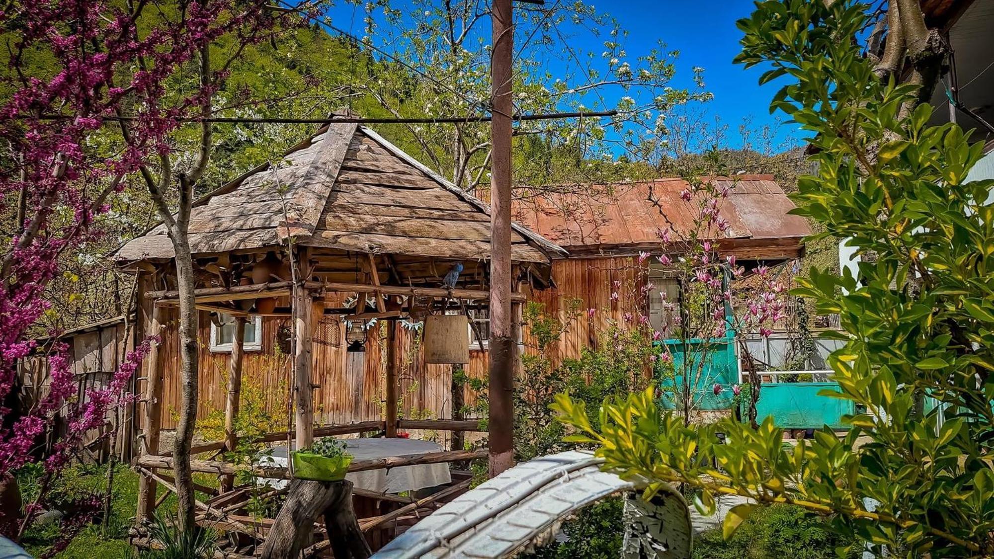 Guesthaus Svaneti Lentekhi Exterior foto